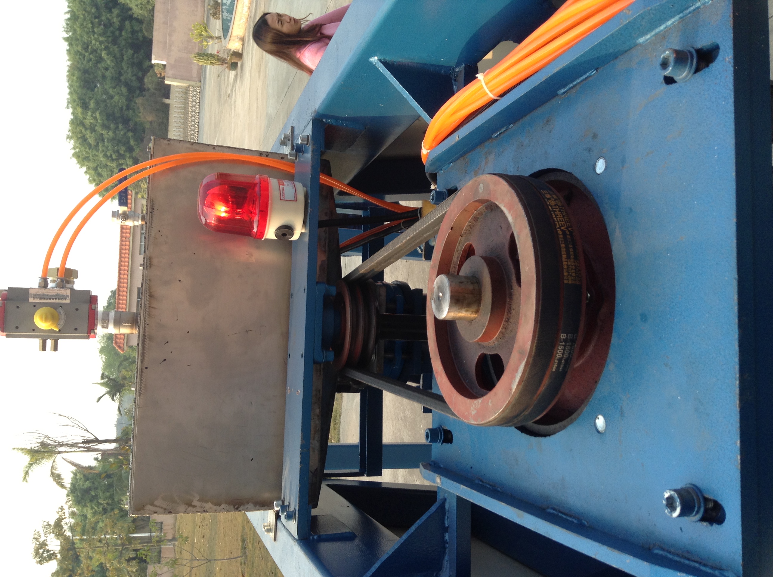 Автоматическая машина для производства пенополиуретана