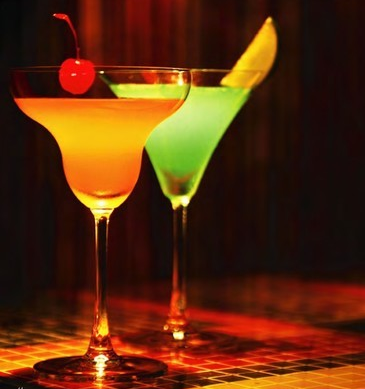 Elegant Glass Goblet Clear Cocktail Glasses Long Stem Margarita Martini Glasses