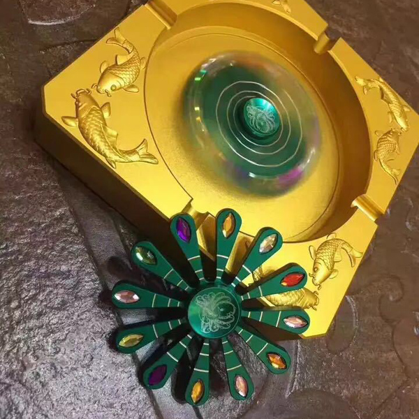 High quality wholesale fancy style fingertip spinner gyroscope finger toy with competitive price educational toys