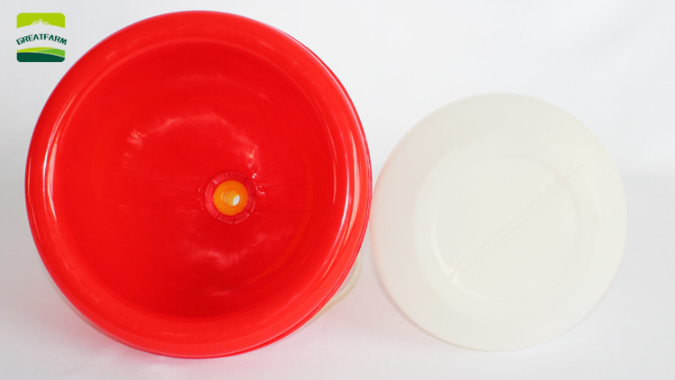 Plasson automatic drinking fountain chicken water feeder chicken farm feed chicken drinking pot