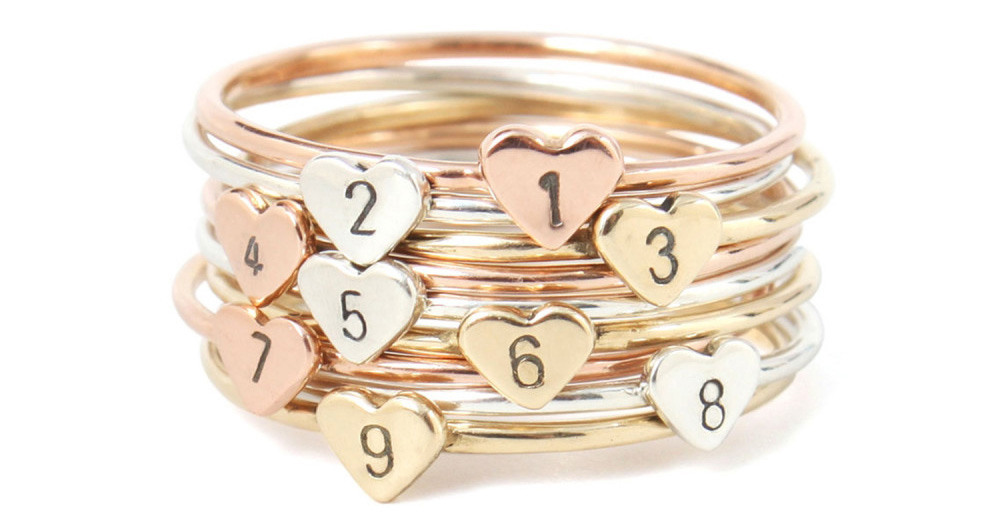 Declaração de moda de jóias por atacado barata Menina Mulheres Coração Carta Personalizada Geométrica 14K Anel de aço inoxidável banhado a ouro
