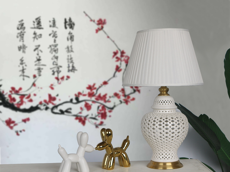 Jingdezhen porcelain bedside table lamp ceramic decor for hotel bedroom and living room