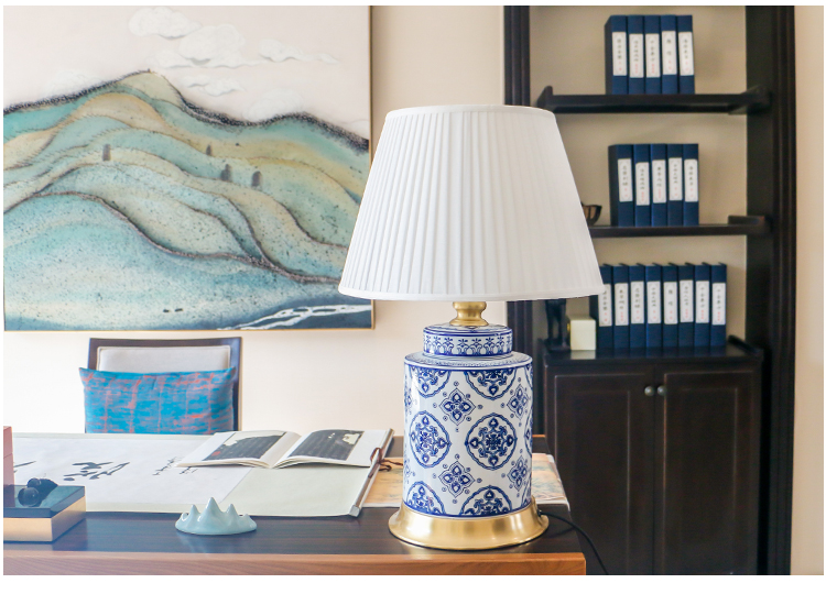 Jingdezhen blue and white full copper ceramic table lamp in living room and hotel for bedside cupboard