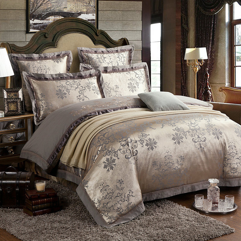 Delicate Floral Pattern Bedding Sets, 4 Pcs Sateen European Luxury Jacquard Comforter Sets, Duvet Cover Flat Sheet and pillows