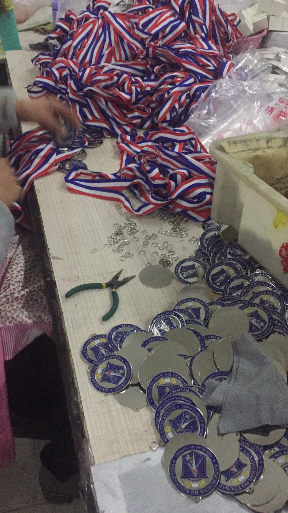 custom metal blank gold silver bronze medal,award sports medals