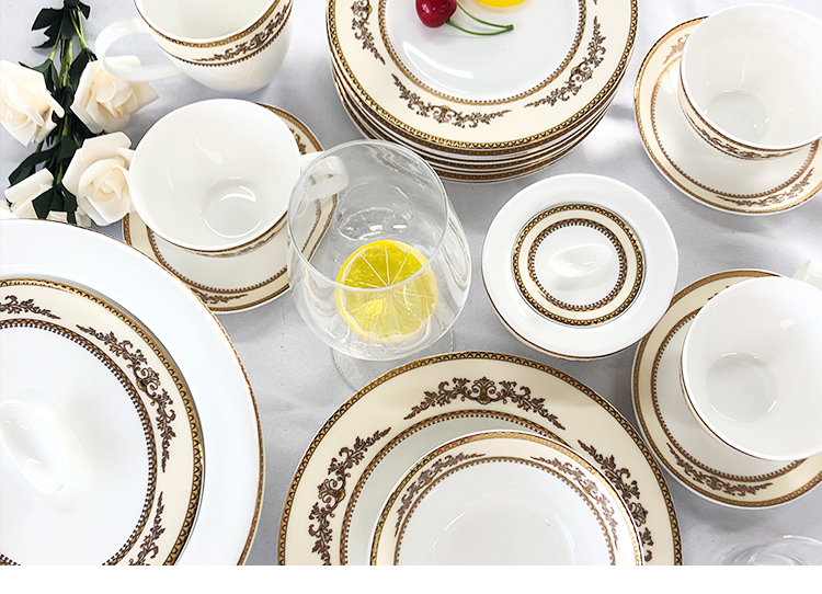 Tangshan Manufacturer 61 pcs Porcelain Dinnerware Sets Reusable Luxury Ceramic Dinnerware Bone China
