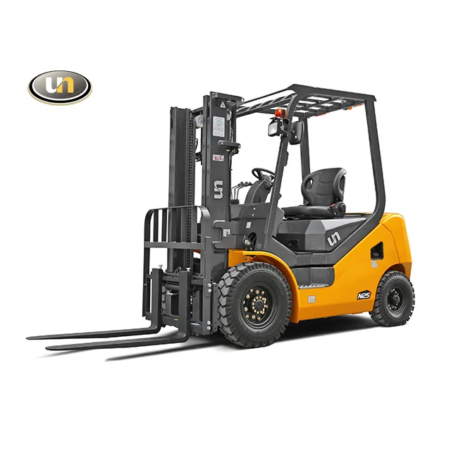 Logistics Machinery 2500kg Diesel Engine Pneumatic Tire Forklift Truck