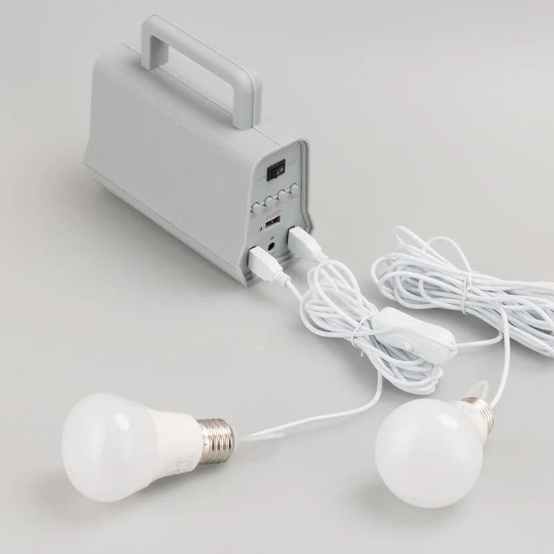 Mini kits portatifs de système d'éclairage d'énergie solaire pour la maison avec les systèmes 2 de solarenergie de haut-parleur de musique dans 1