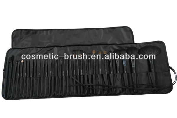 Black 2013 China Best Professional Makeup Brush Set Wood Handle Custom Logo Makeup Brushes/Brush 32 piece