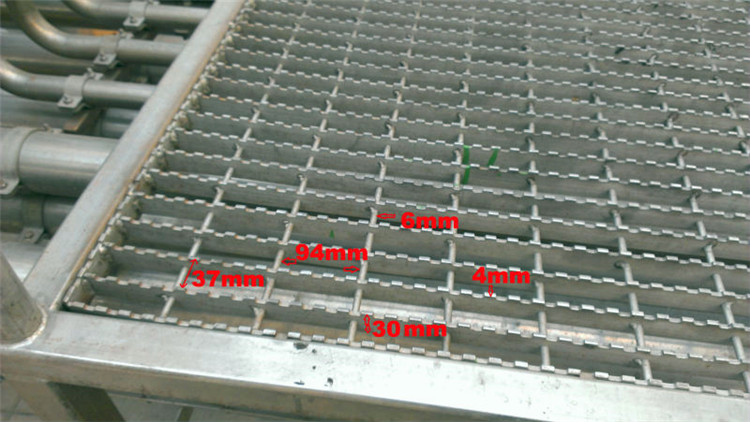 Building Materials Hot Dipped 32 x 5mm Galvanized Steel Grating