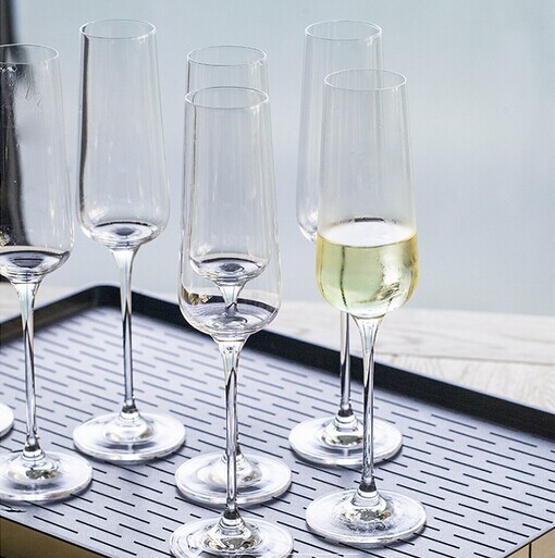 Haonai man blown special designed glass champagne flute