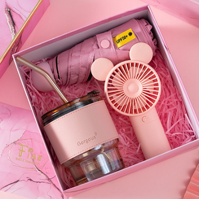 what is a good retirement gift for woman