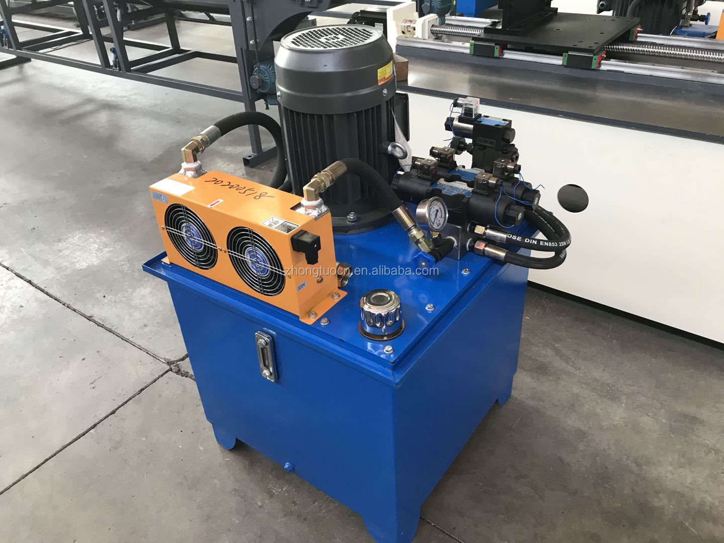 Drywall partition ceiling C section CD UD CW UW stud and track roll forming machine