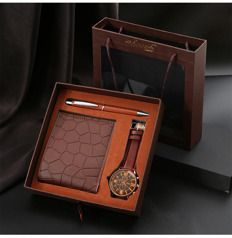 Top 10 Leather Gifts for 3rd Anniversary (By Budget & Style)