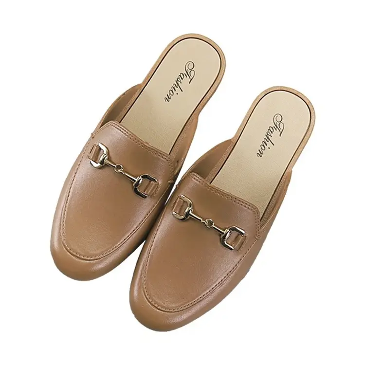 New fashion leather flat ladies casual single shoes and sandals slippers with metal wholesale shoes