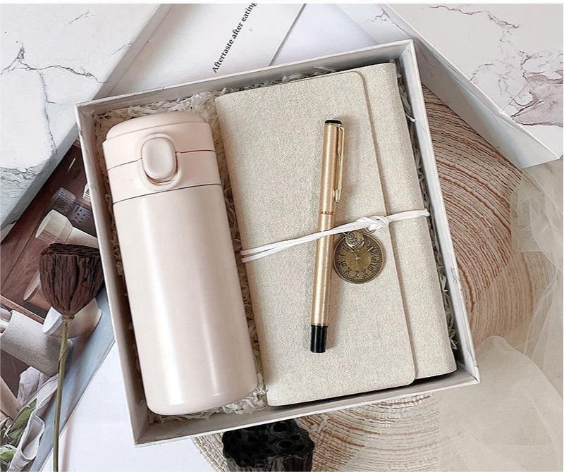 gift ideas for a female friend