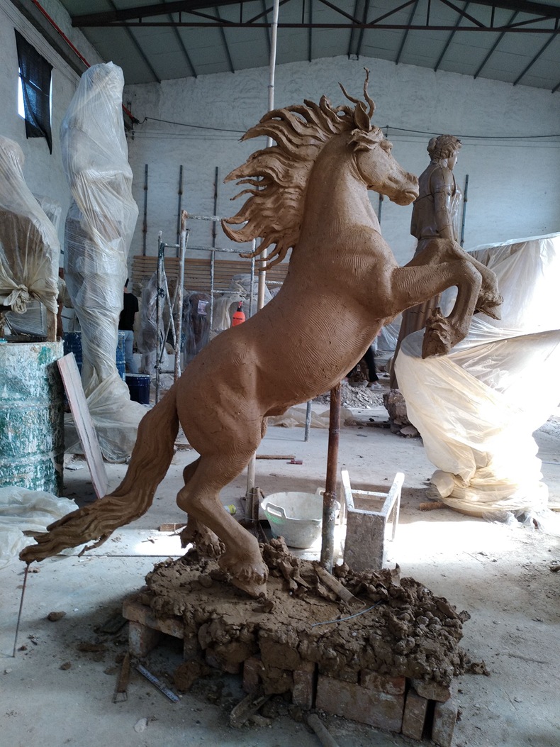 銀行のドアの装飾のための有名なアンティークブロンズHSBC