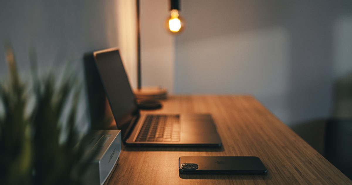 how to organize your desk for maximum productivity