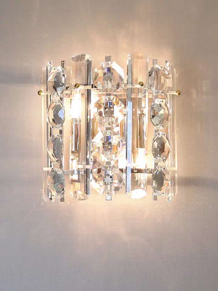 Modern luxury crystal wall lamp for home decor crystal wall sconce for living room bedside lighting