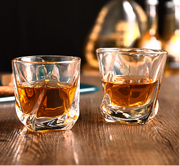 European Style Amazon Hot Selling High Quality Whisky Glass Glassware Lead-free Twist Whiskey Glass