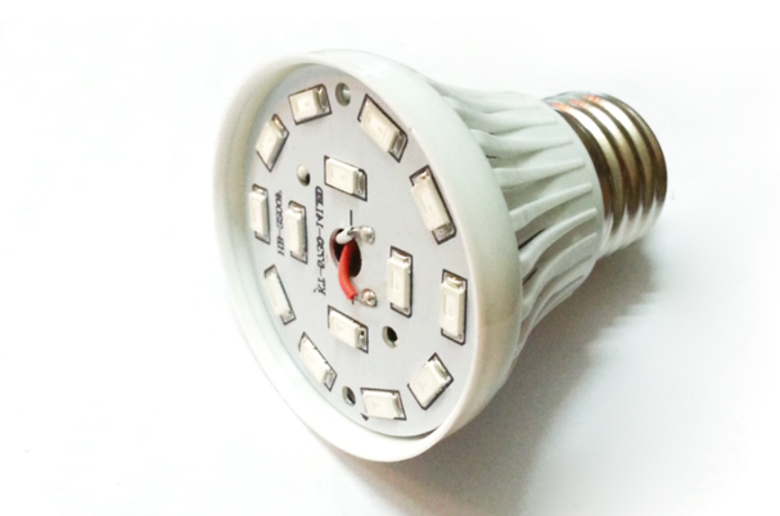 4KW LED Bulb Making Machine Min Components 0201 Pick And Place Machine