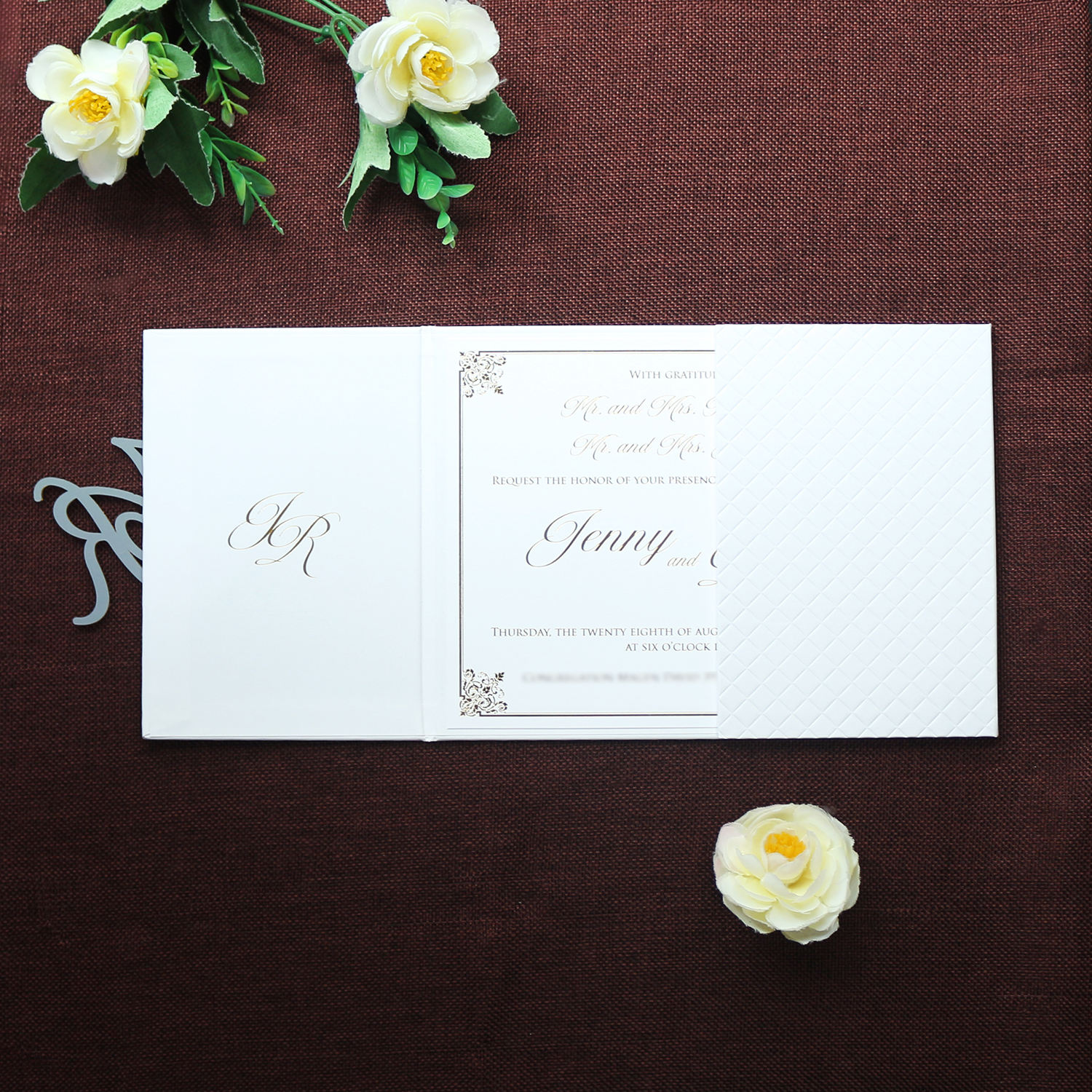 how far in advance to send baby shower invites