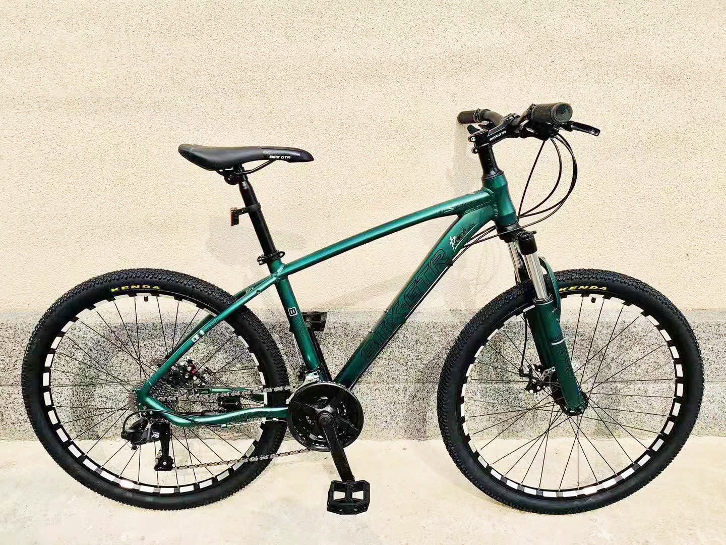 自転車26インチ大人/28インチホイール  29インチ自転車/マウンテン