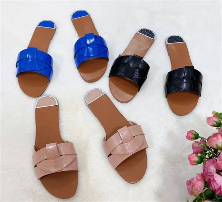 Summer Beach Rubber Slippers Sandals for women Ladies Slope Heels Sandals shoes