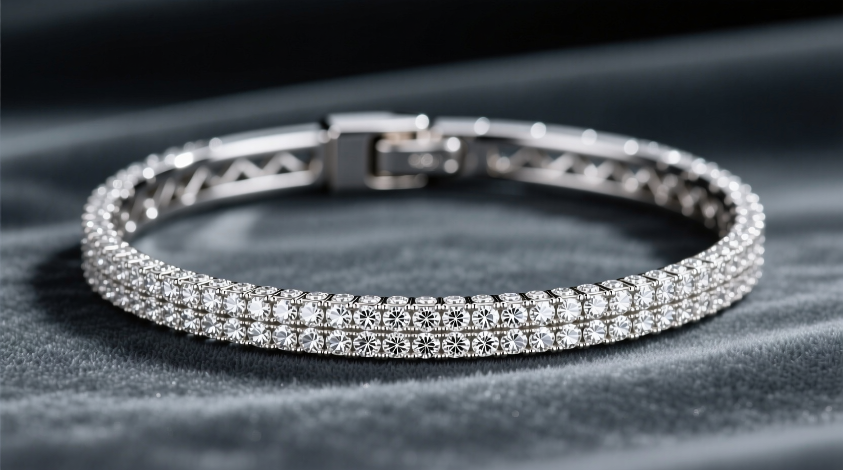 micro inlaid or prong setting bracelet which looks more expensive