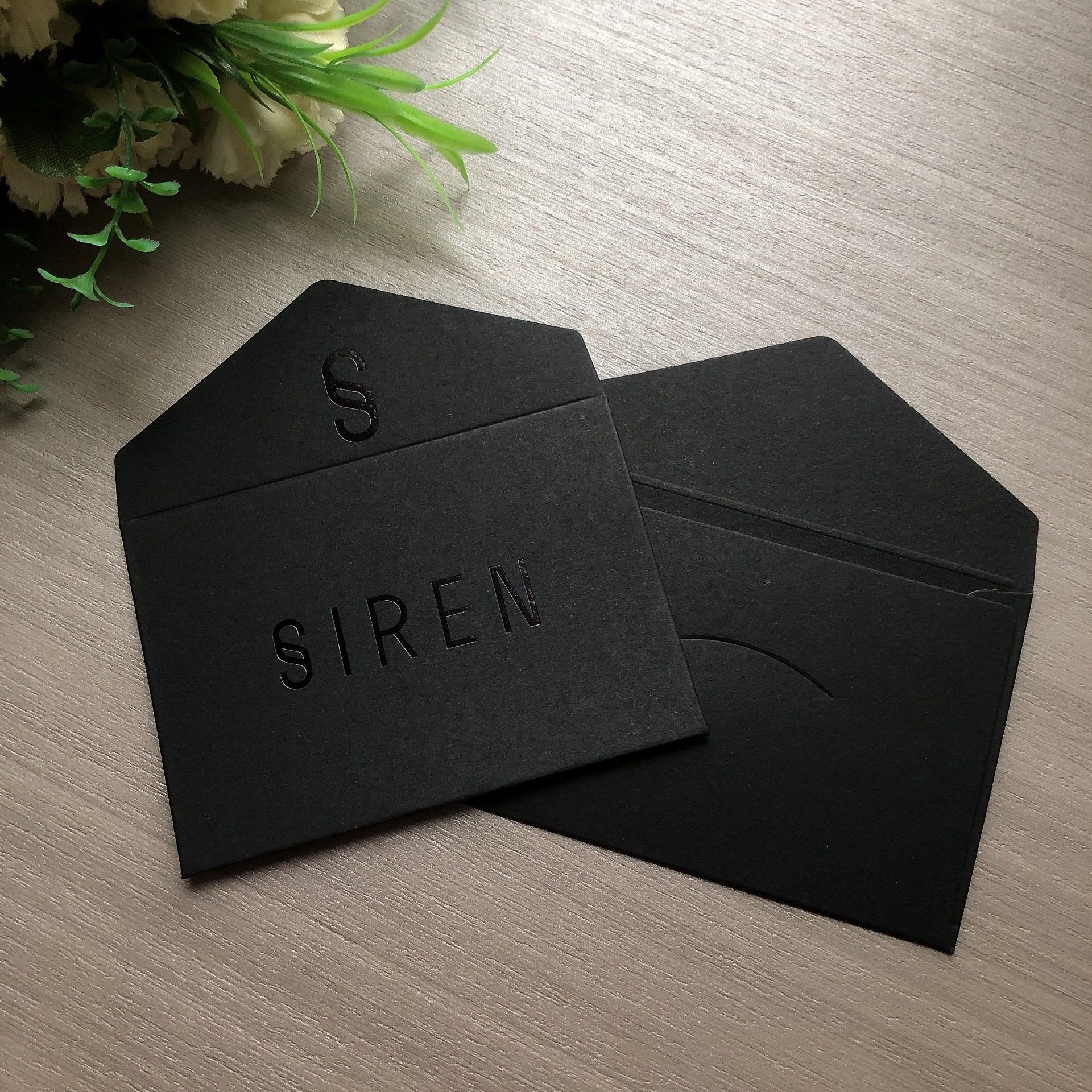 send a meeting invite in outlook