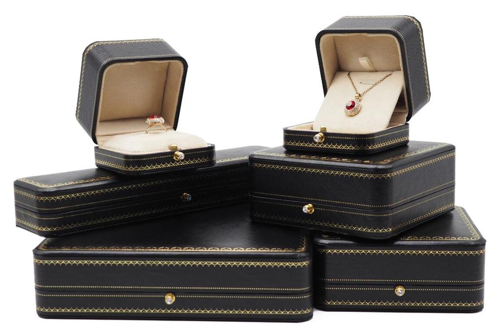 High Quality Gift Case PU Leather Jewelry Box For Ring Pendant Necklace Set