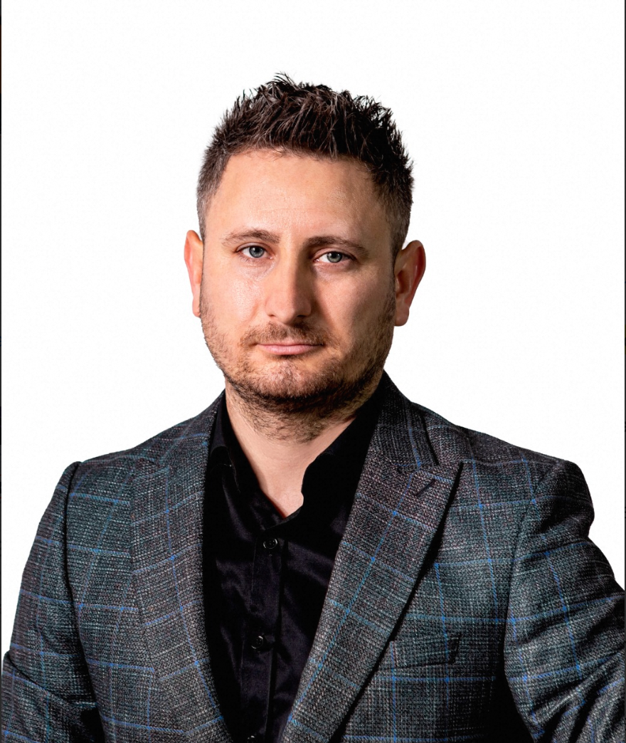 Hacı Ali Küçüksakarya, Ayseliza CEO'su