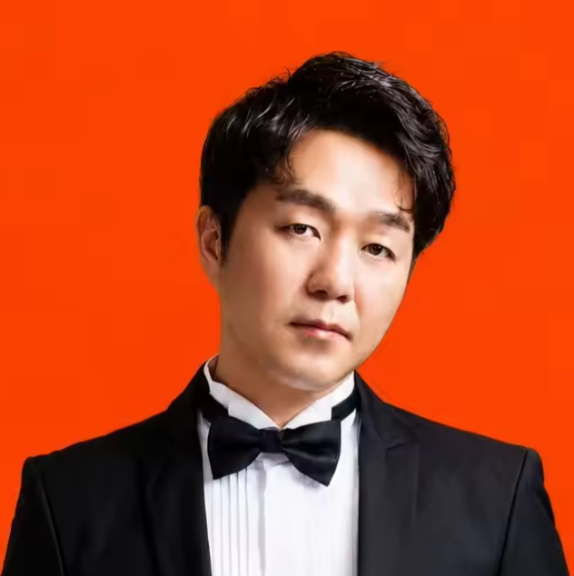 Mr. Roger Luo