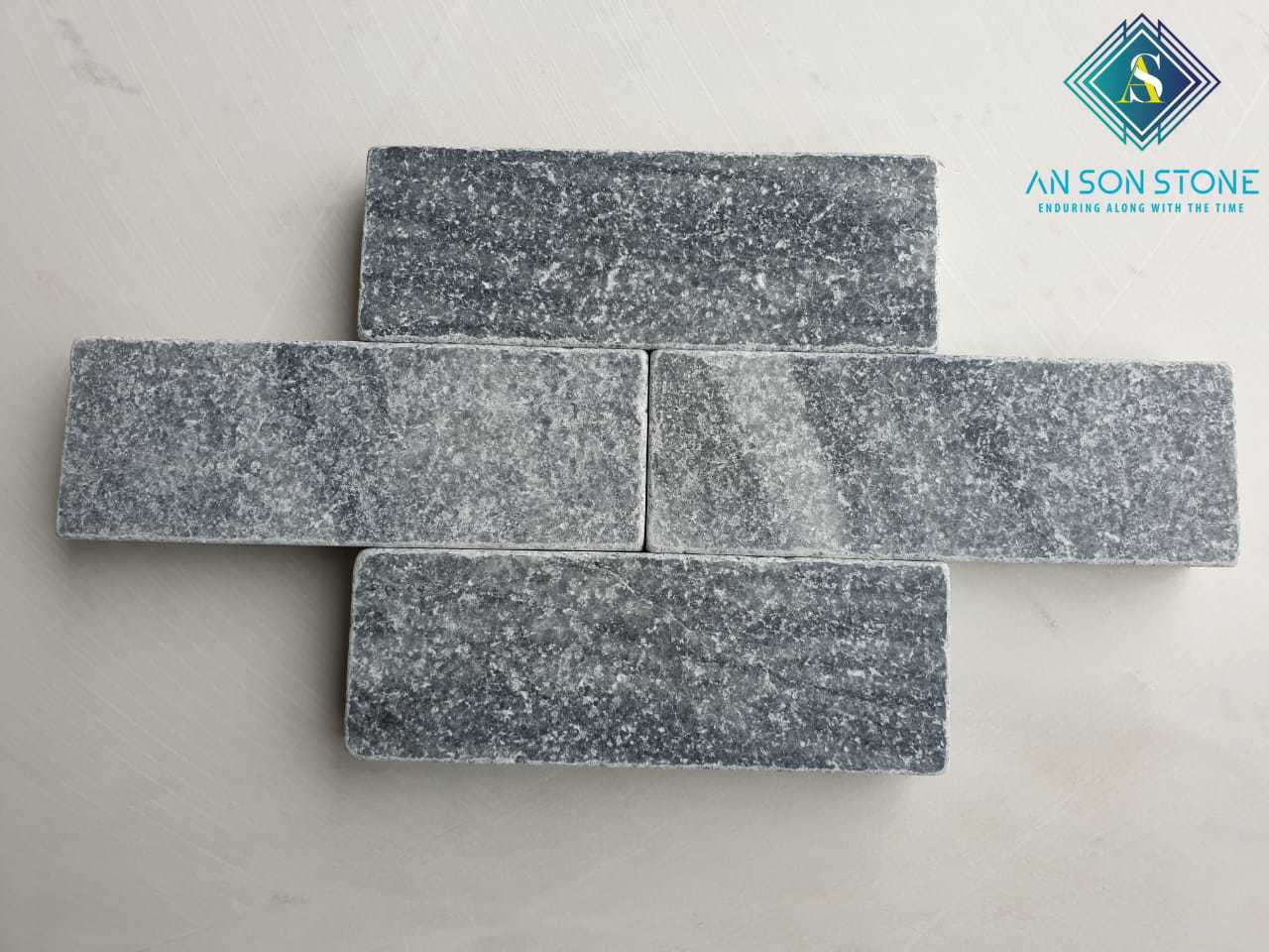 Tumbled Grey & White Onyx Natural Stone