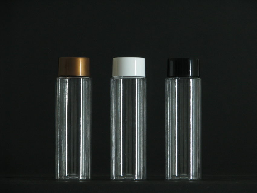 Disposable tea juce bottle with cap