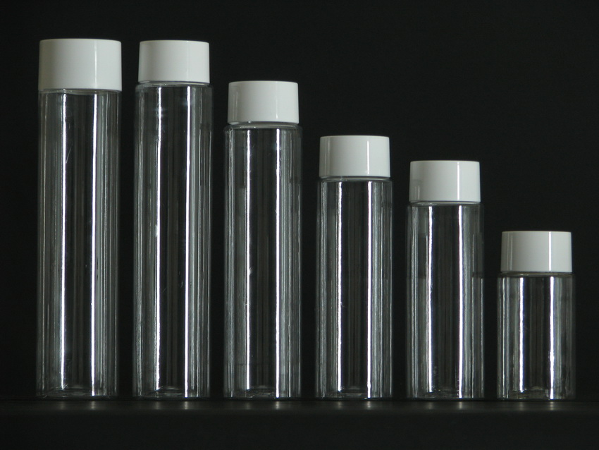 Disposable tea juce bottle with cap