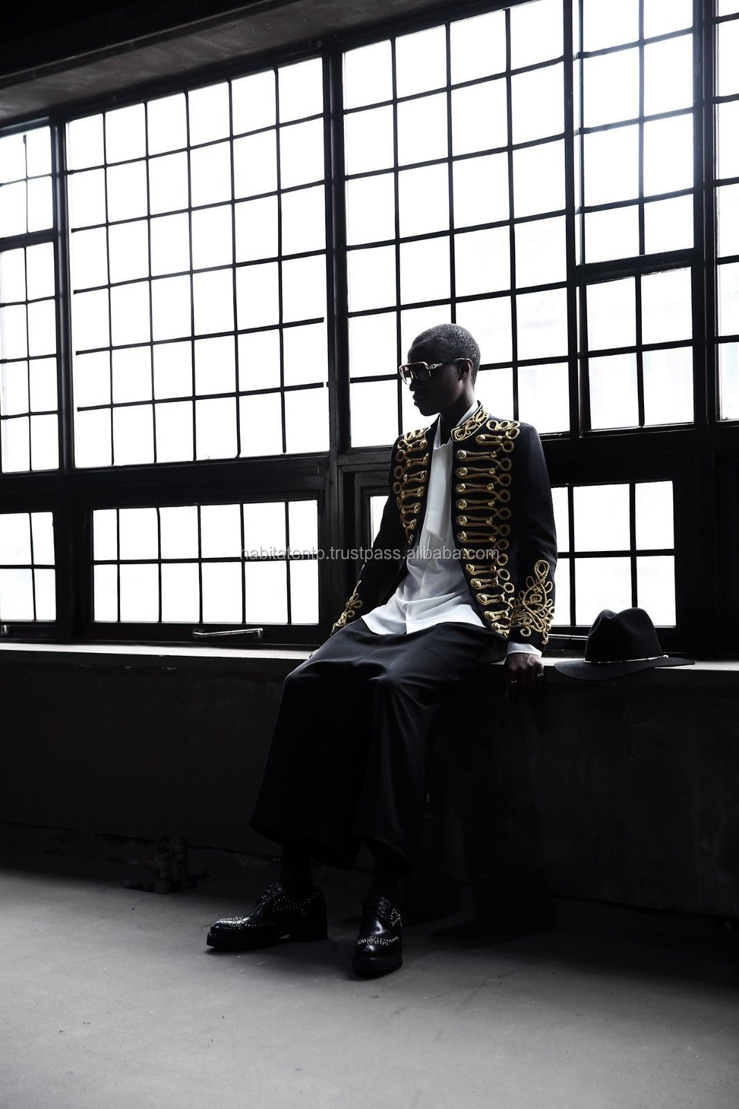 Luxury Napoleon Jacket in Chic Black with Golden Rope Décor