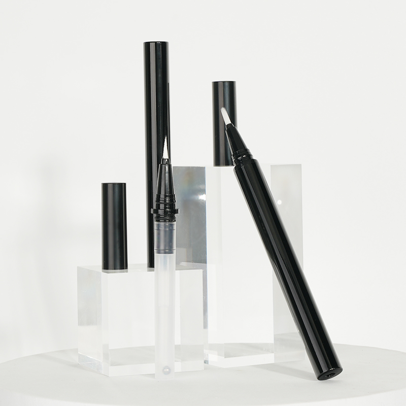 Hot Selling Recyclable Plastic Empty Eyeliner Tubes DIY Liquid Eyeliner Pen for Cosmetics