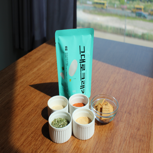 high quality good price It's Crackers Vegetable made in Korea vegan oven baked high protein