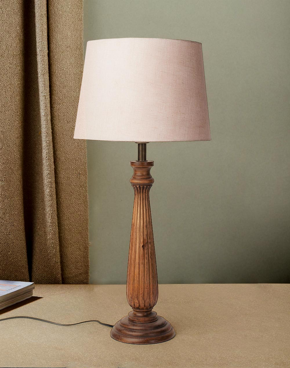 Latest Floor Lamp For Lighting In Home Hotels Events Or Reading Lamps in Good Quality With Elegant shade