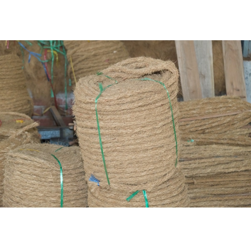 Durable biodegradable Best Selling coconut fiber 100% Natural Brown Color Dry Coconut Fiber Made in Vietnam