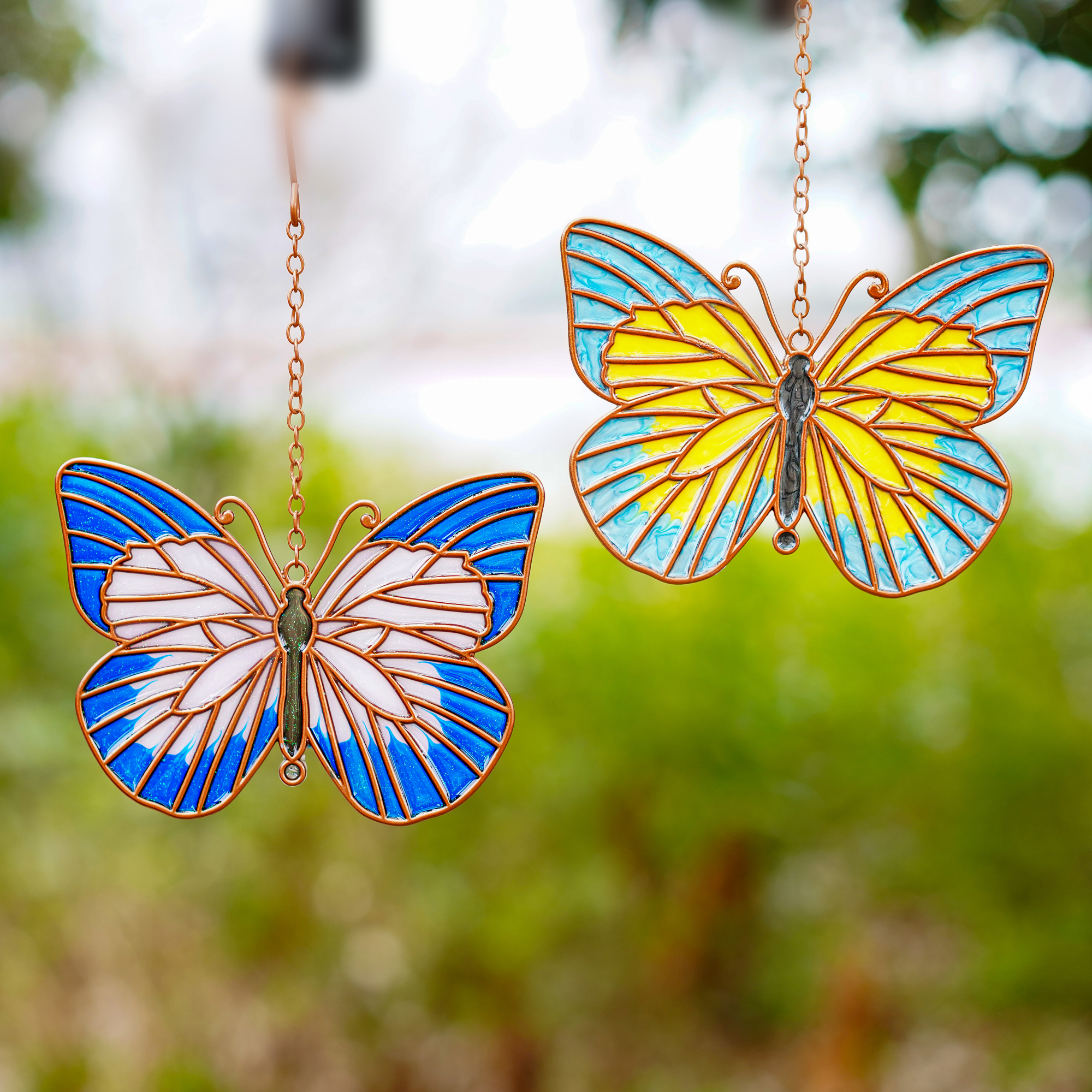 Set 2 handmade Epoxy Resin Butterfly pendant Decor Window Hanging Decorations Artistic Animal Ornaments for Home Garden Decor