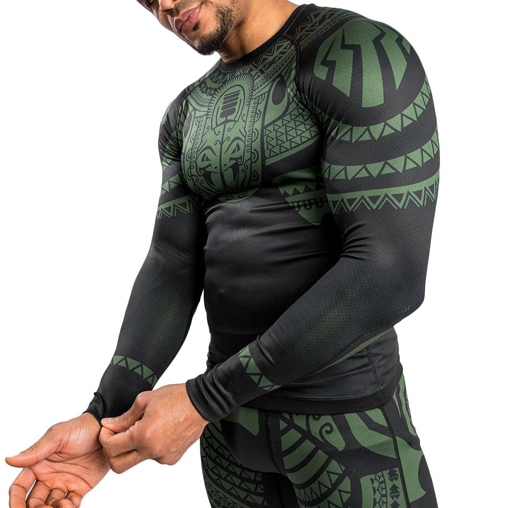 Best Selling Fitness Wear Adult Size Slim Fit Men Rash Guard / Cheap Price Quick Dry Men Rash Guard For Sale
