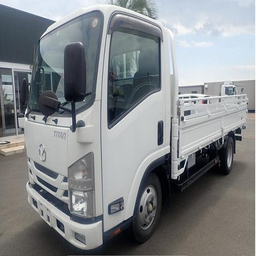 Отличное состояние б/у грузовик M/azdas Titan 2012/ 2017 без аварий