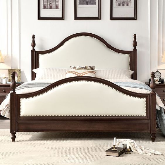 Caterine Classic Bed With Solid Wood For Bedroom