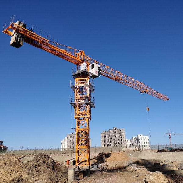 Подержанные башенные краны китайский бренд Luffing Jib башенный кран для продажи