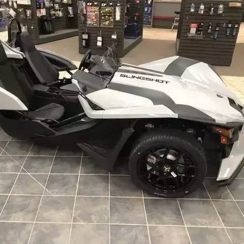 Polaris Slingshot 4 колеса
