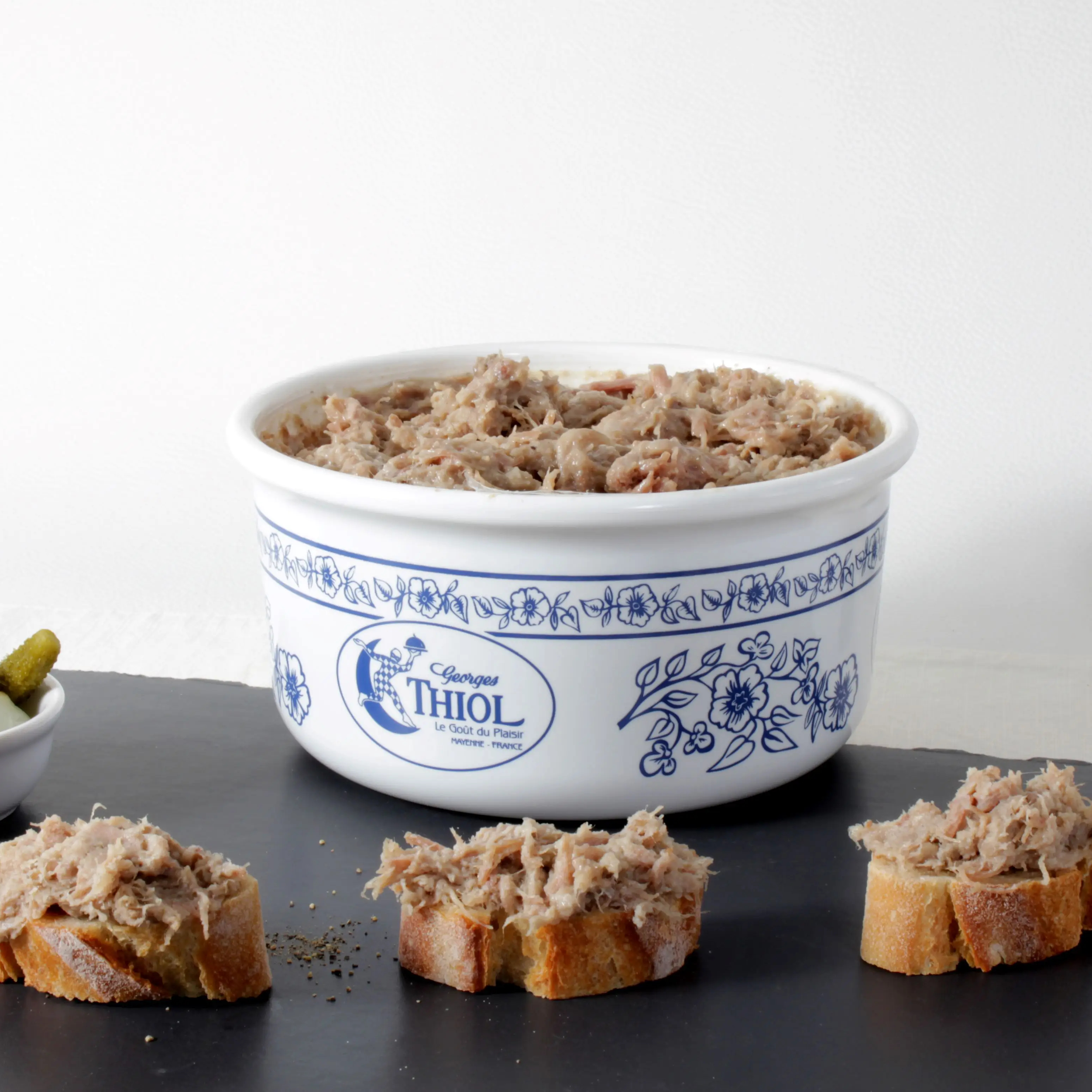 High Quality 1 KG Net Goose Rillettes Premium Frozen Meat in round Terrine Packaged in a Box