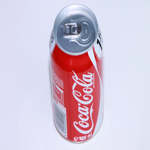 Безалкогольные напитки Coca Cola для продажи-доступны все размеры