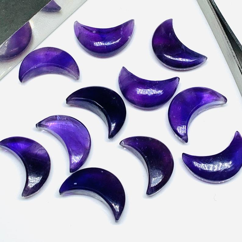 Natural Purple Amethyst Smooth Crescent Moon Shape Hand Carved Gemstone Beads For Jewelry Making 17mm Loose Carving Charms Bulk